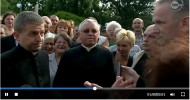 Nieudana próba przejęcia parafii ks. Lemańskiego – przedstawiciele kurii odjechali z Jasienicy