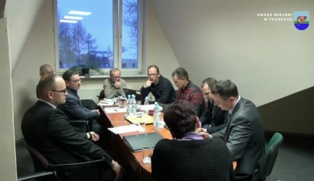 Burmistrz na posiedzeniu Komisji Rewizyjnej w dn. 17.01.2013 (zdjęcie z nagrania UM)