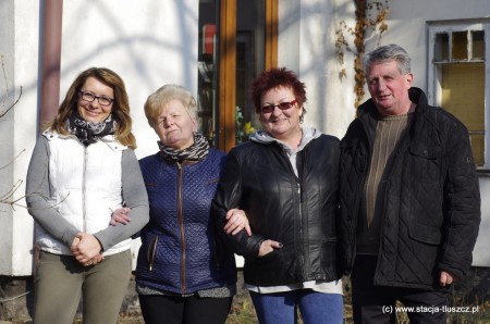 Agnieszka Szyszkowska, Eugenia Kowalewska, Małgorzata Bielecka i Włodzimierz Romański działają wspólnie na rzecz swojego sołectwa