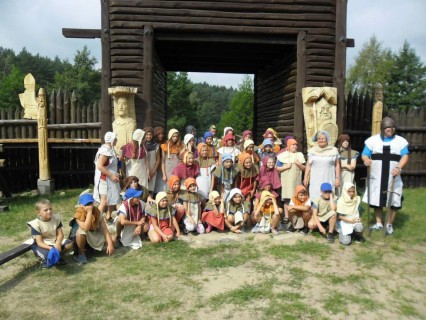 W ubiegłym roku dzięki środkom z funduszu sołeckiego 40 dzieci z Jarzębiej Łąki wyjechało na 3 dni na Pojezierze Brodnickie